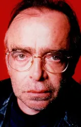 Том Брэйдвуд